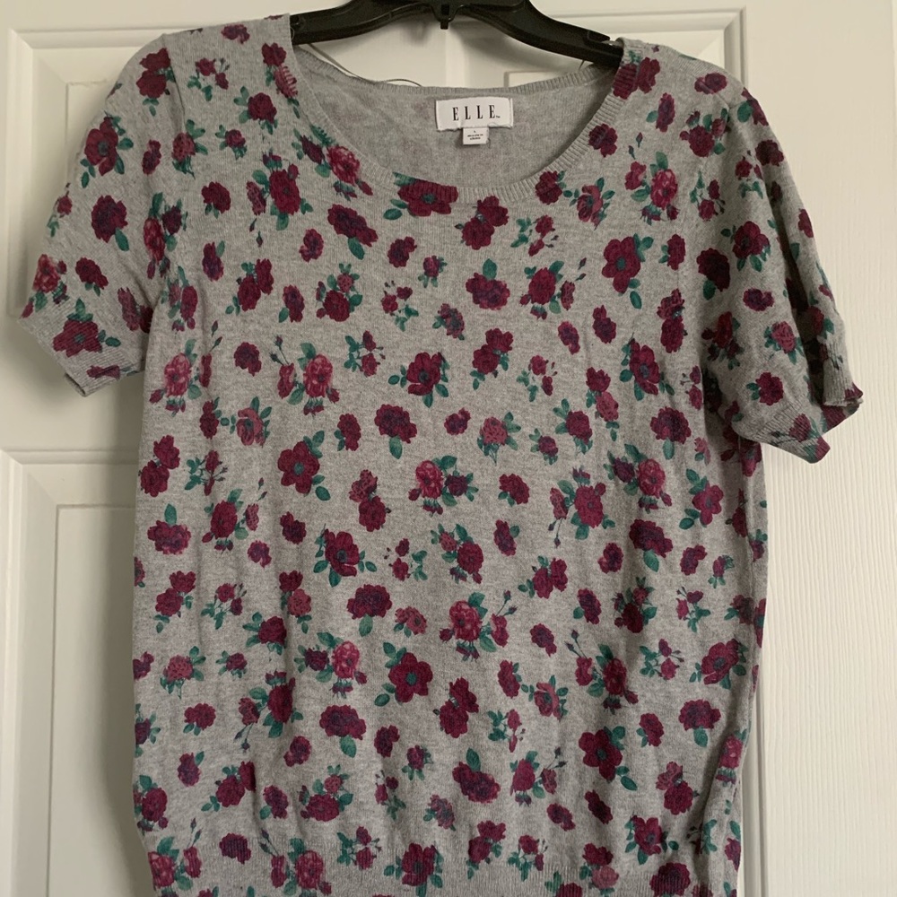 Elle short sleeve sweater blouse